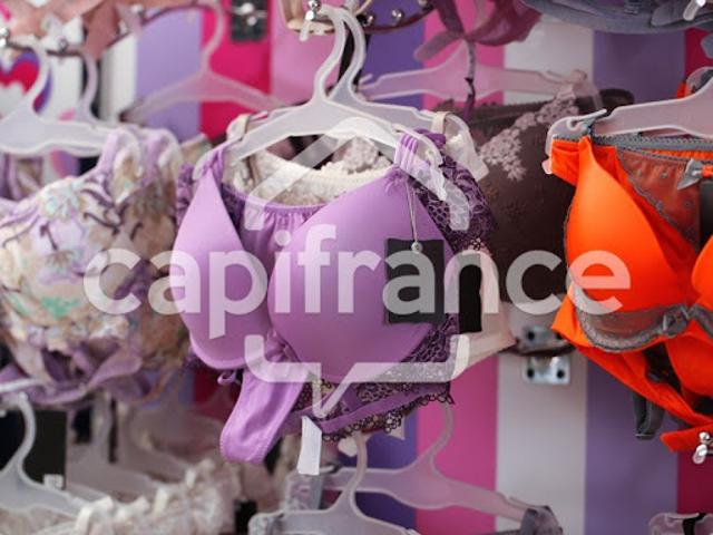 Local Commercial vente à Quimper, Bretagne