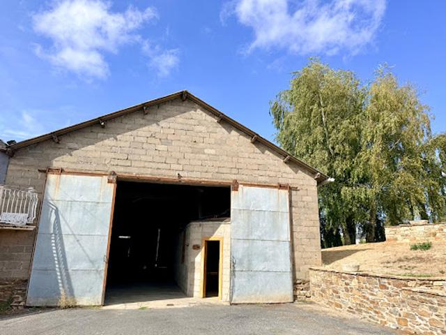 Local Commercial vente à Rullac-Saint-Cirq, Aveyron