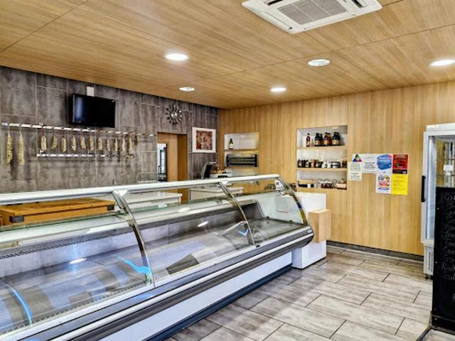 Local Commercial vente à Roanne, Loire