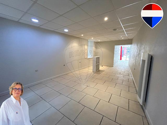 Local Commercial vente à Bourges