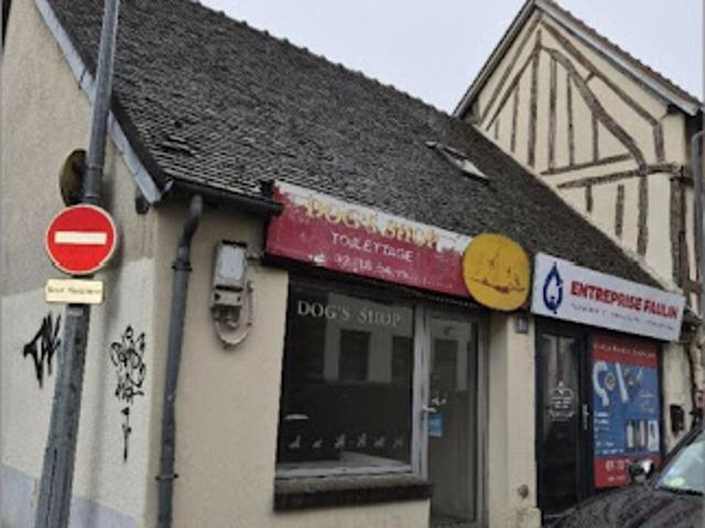 Local Commercial vente à Évreux, Evreux