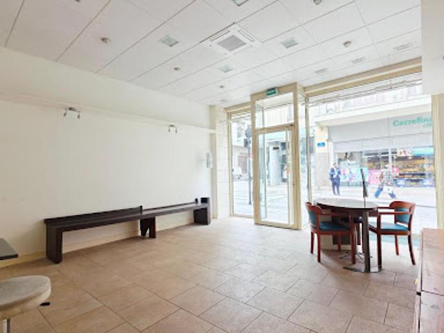 Local Commercial vente à Bourges