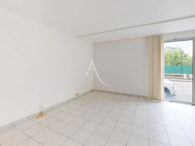 Local Commercial vente à Centre, Palaiseau