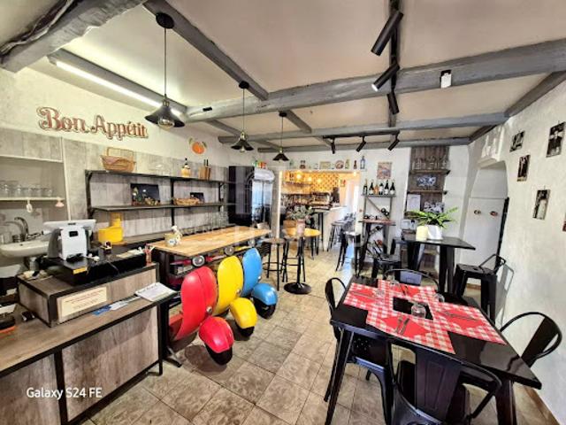 Local Commercial vente à Arrondissement de Toulon, Évenos