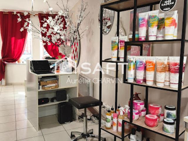 Local Commercial vente à Lons-le-Saunier, Lons-le-saunier