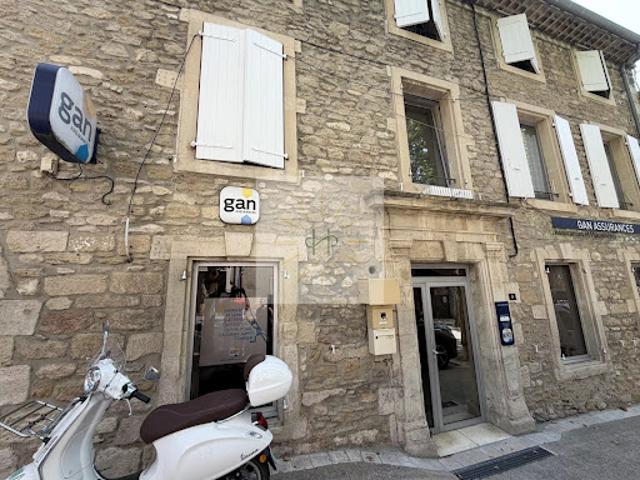 Local Commercial vente à Nyons, Grignan