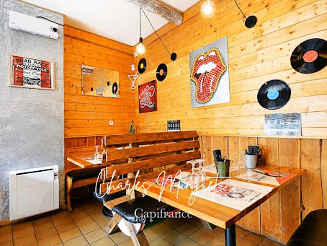 Local Commercial vente à Briançon, Le Monêtier-les-bains