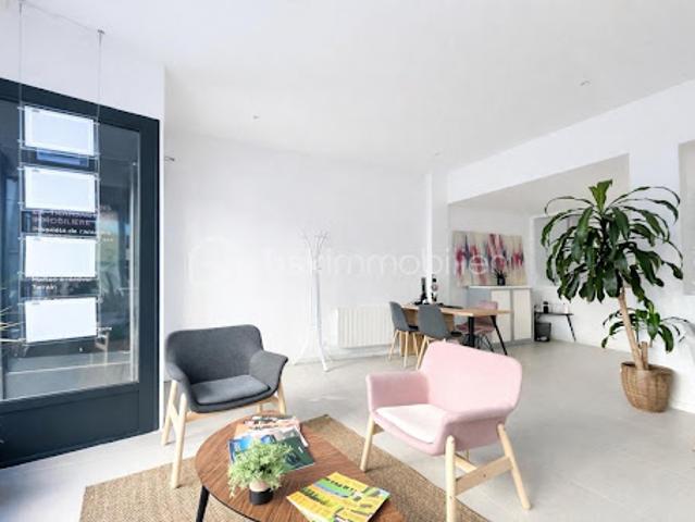 Local Commercial vente à Villefranche-sur-Saône, Rhône