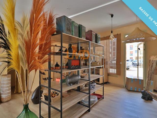 Local Commercial vente à Arrondissement de Toulon, Sanary-sur-mer