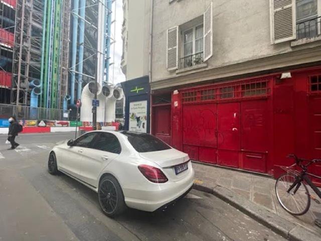 Local Commercial vente à Paris 4e Arrondissement, Paris
