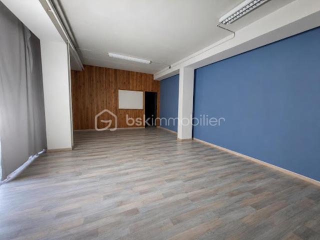 Local Commercial vente à Embrun, Hautes-Alpes