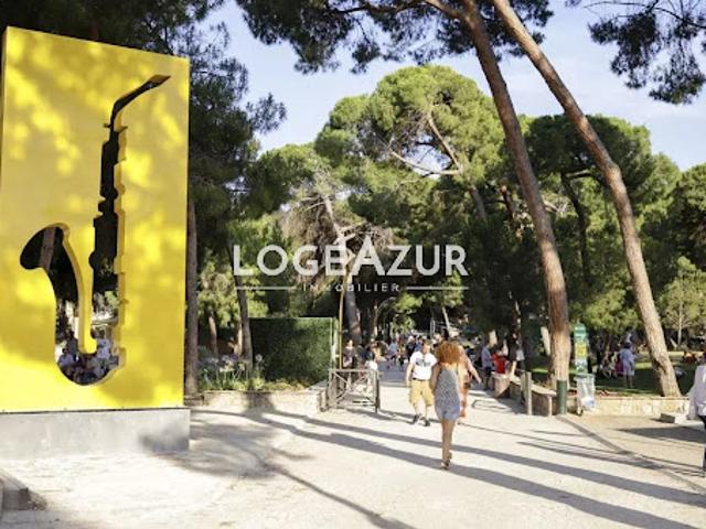 Local Commercial vente à Grasse, Antibes