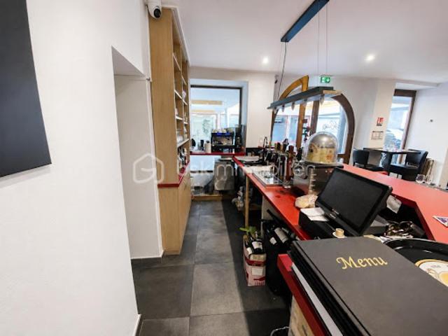 Local Commercial vente à Thann-Guebwiller, Buhl
