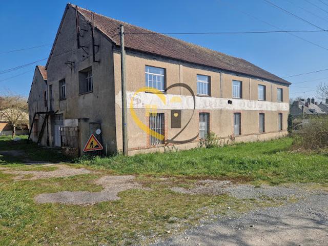 Local Commercial vente à Vierzon, Mehun-sur-yèvre