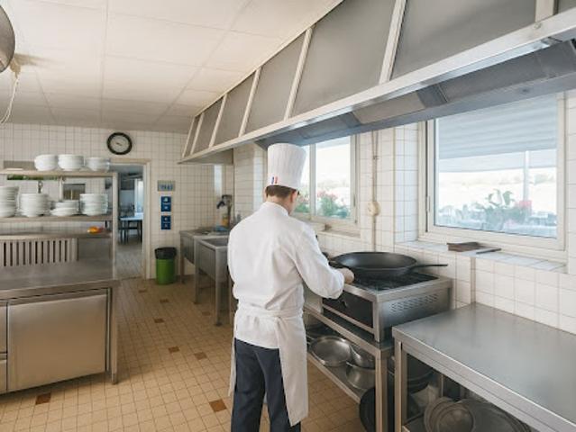 Local Commercial vente à Bourg-en-Bresse, Asnières-sur-saône