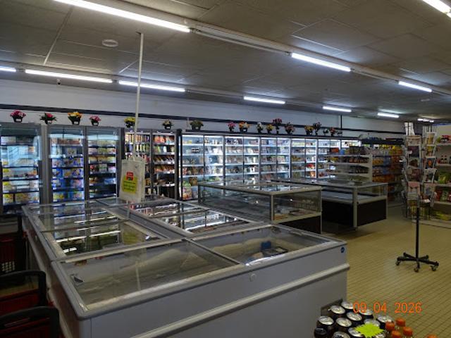 Local Commercial vente à Laval