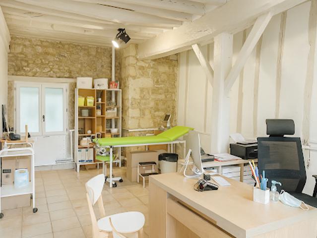 Local Commercial vente à Quartier Ordener - Ceebios, Senlis
