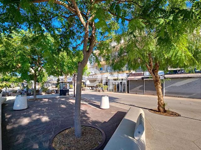 Local Commercial vente à France métropolitaine, Bandol