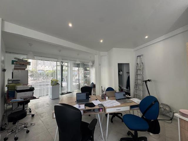 Local Commercial vente à Paris 20e Arrondissement, Paris