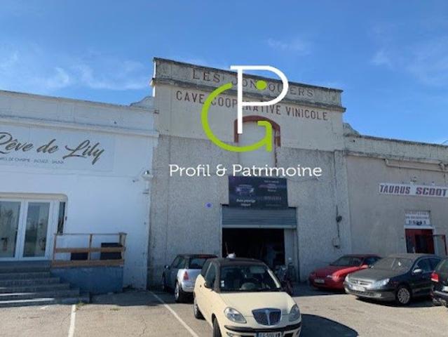 Local Commercial vente à Avignon, L'isle-sur-la-sorgue