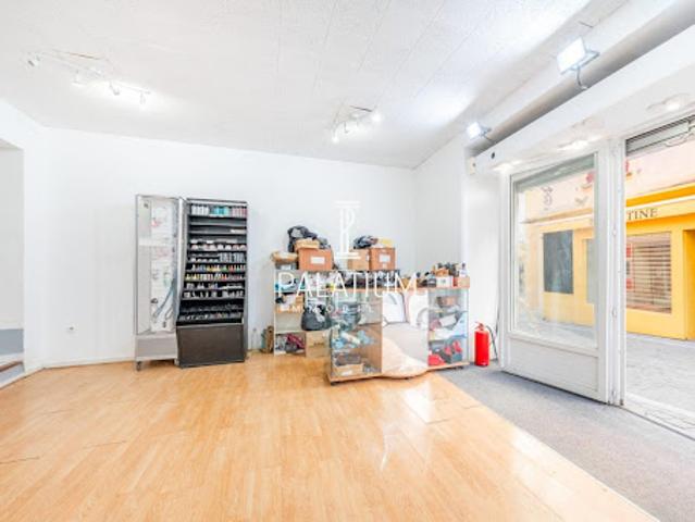 Local Commercial vente à Forcalquier, Gréoux-les-bains