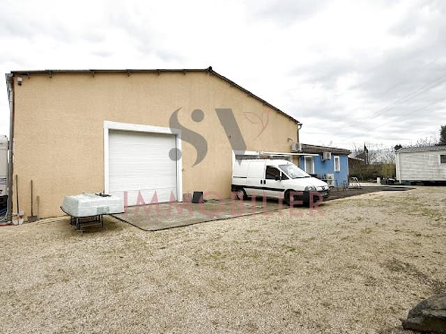 Local Commercial vente à Valence, Châteauneuf-sur-isère