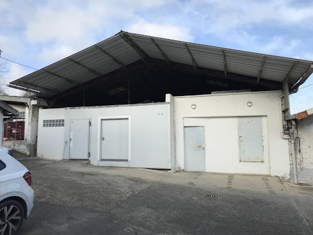 Local Commercial vente à Muret, Castagnac
