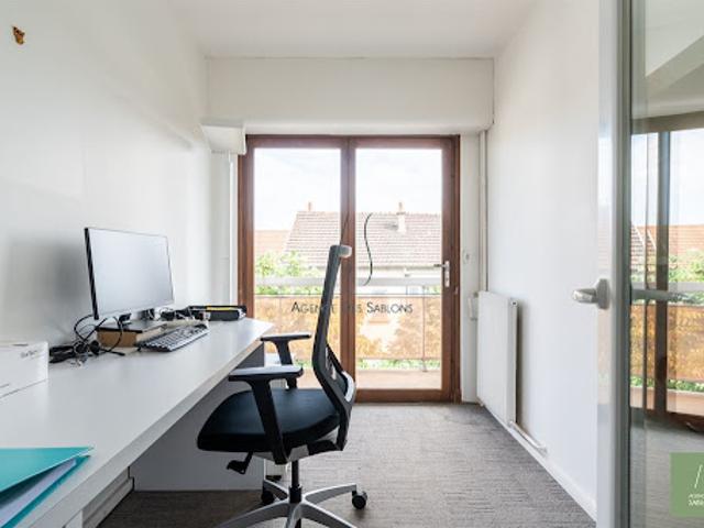 Local Commercial vente à Saint-Germain-en-Laye, Croissy-sur-seine