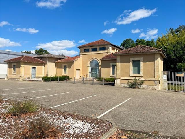 Local Commercial vente à France métropolitaine, Fleurance