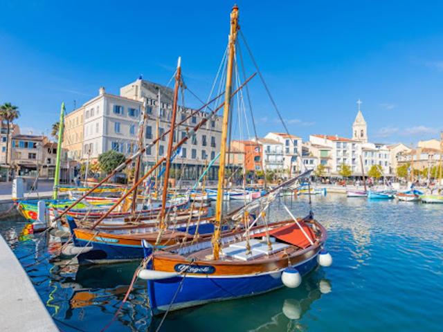 Local Commercial vente à Arrondissement de Toulon, Sanary-sur-mer