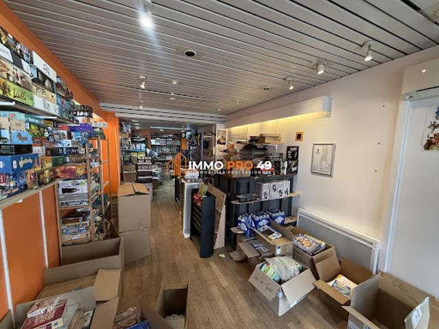 Local Commercial vente à Cholet
