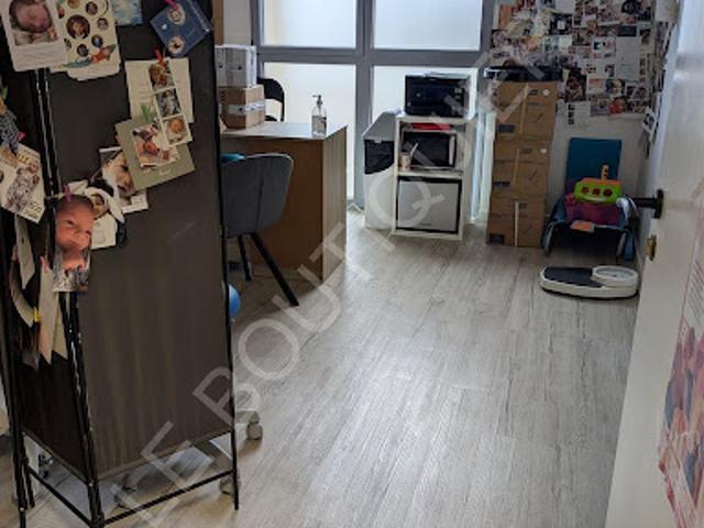 Local Commercial vente à Torcy, Coupvray