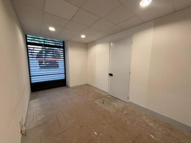 Local Commercial vente à Paris, Île-de-France
