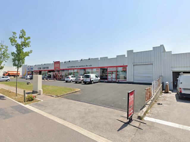 Local Commercial vente à Troyes, Saint-parres-aux-tertres
