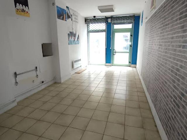 Local Commercial vente à Douai