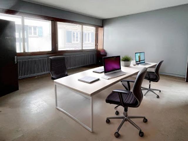 Local Commercial vente à Bourg-en-Bresse, Montmerle-sur-saône
