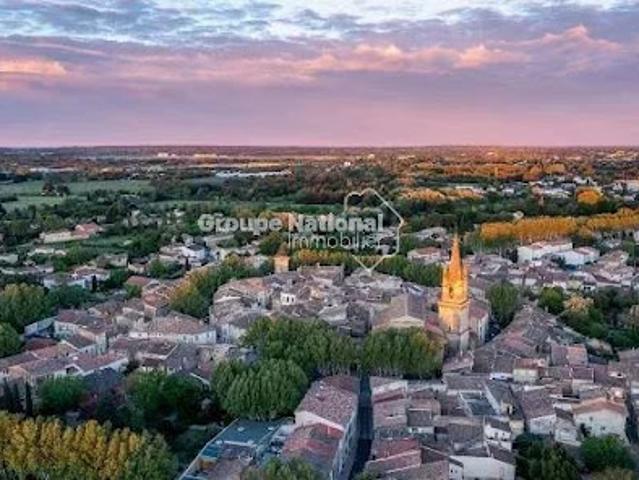 Local Commercial vente à Aix-en-Provence, Pélissanne