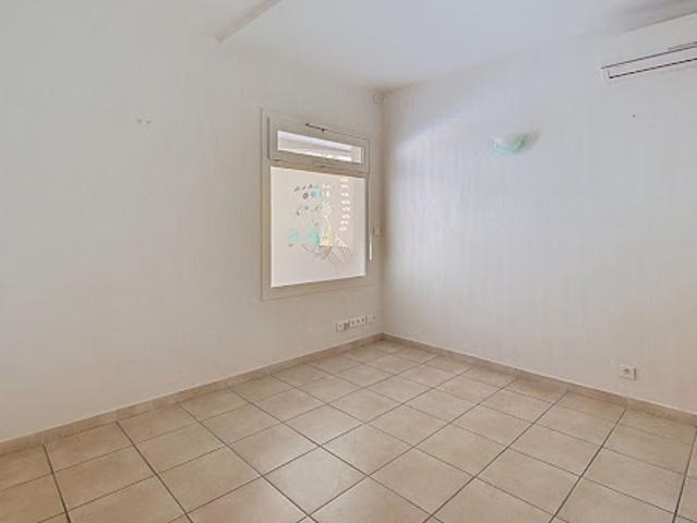 Local Commercial vente à Arrondissement de Draguignan, Salernes