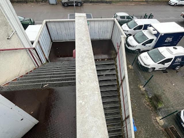 Local Commercial vente à Strasbourg, Hoenheim