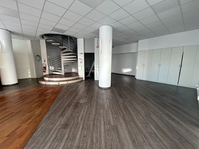Local Commercial vente à Saint-Nazaire, Saint-nazaire