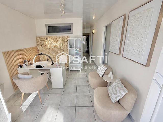 Local Commercial vente à Nîmes