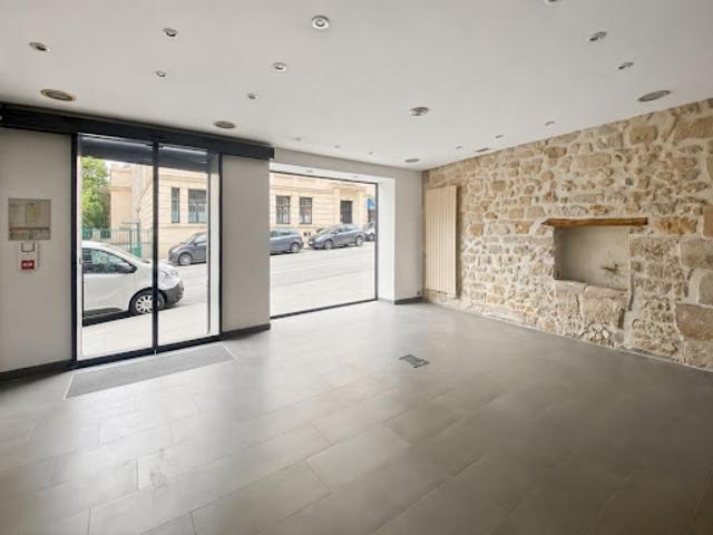 Local Commercial vente à Paris, Île-de-France