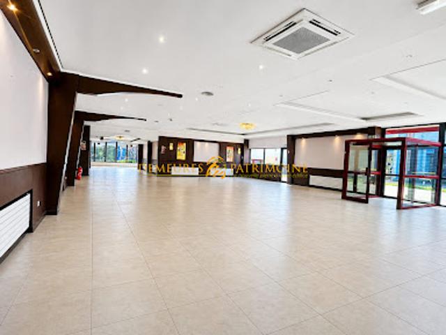 Local Commercial vente à Villeneuve-sur-Lot, Bias