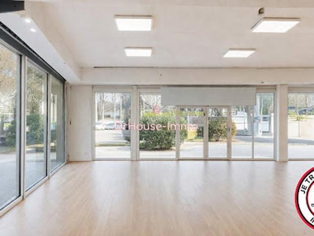 Local Commercial vente à Béziers, Agde