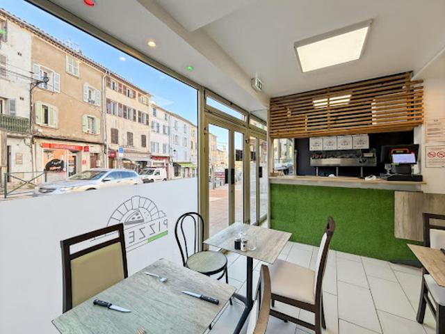 Local Commercial vente à Arrondissement de Toulon, Pierrefeu-du-var