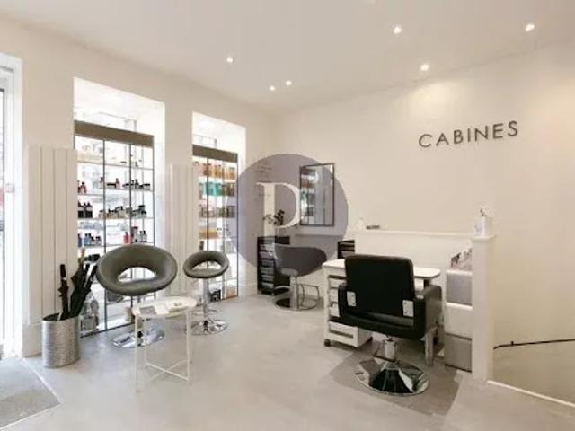 Local Commercial vente à Paris, Île-de-France