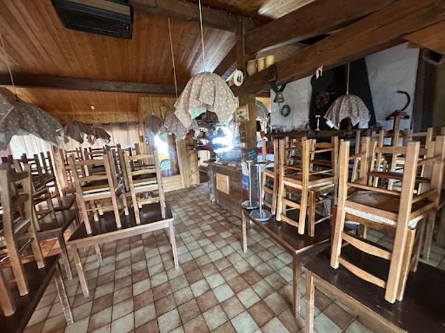 Local Commercial vente à Albertville, Crest-voland