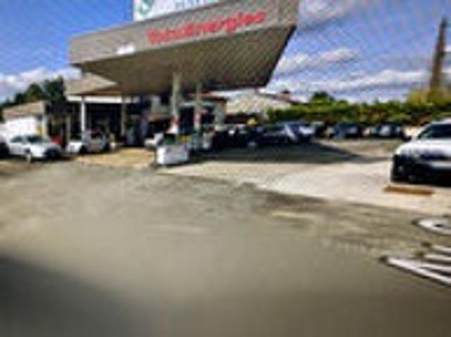 Local Commercial vente à Périgueux, Champcevinel