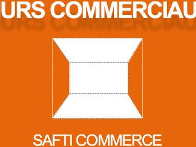 Local Commercial vente à Saintes