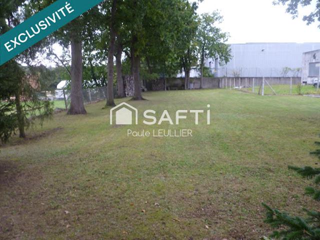 Local Commercial vente à Petit-Couronne, Seine-Maritime